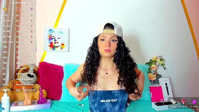 Snapshot of MapeDiamond chatting on February 2026 02:22:01 PM MapeDiamond online show from February 2026 02:22:01 PM