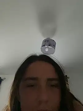 Snapshot of MillieB chatting on February 2026 03:40:02 PM MillieB online show from February 2026 03:40:02 PM