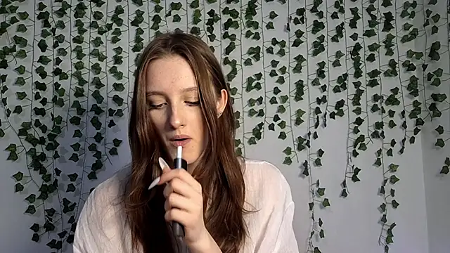 Snapshot of LisaBoddy chatting on February 2026 01:03:01 PM LisaBoddy online show from February 2026 01:03:01 PM