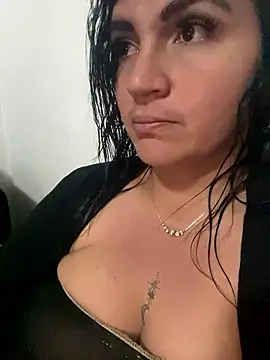 Snapshot of sophie-honey chatting on January 2026 11:10:01 PM sophie-honey online show from January 2026 11:10:01 PM