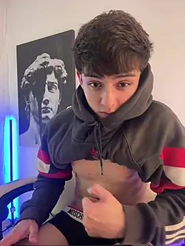 lian fooxx online show from March 2026 03:50:01 AM