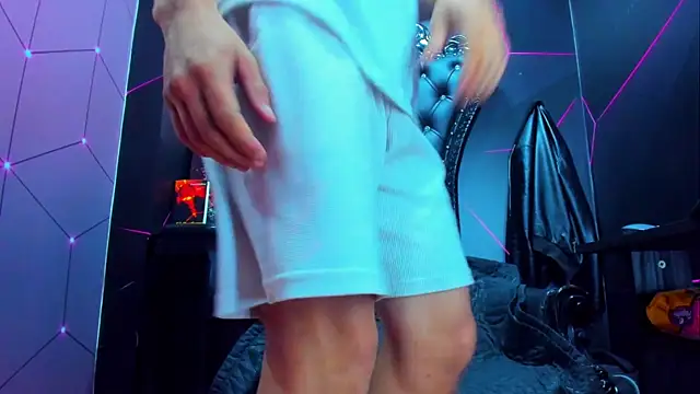 Snapshot of Ethan_Waalker chatting on March 2026 03:36:01 AM Ethan Waalker online show from March 2026 03:36:01 AM