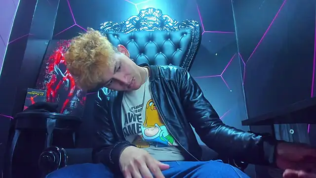 Snapshot of Ethan_Waalker chatting on April 2026 02:55:02 PM Ethan Waalker online show from April 2026 02:55:02 PM