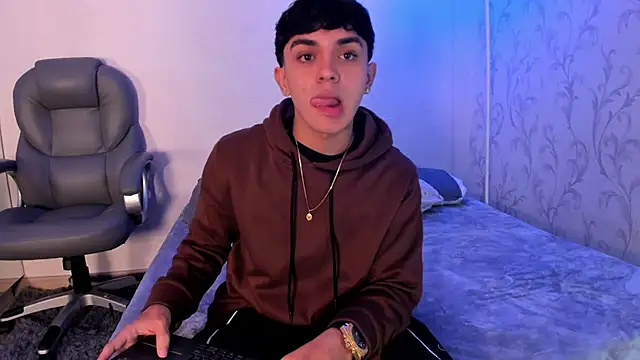 Snapshot of _TaylorBlack chatting on January 2026 11:35:01 AM TaylorBlack online show from January 2026 11:35:01 AM