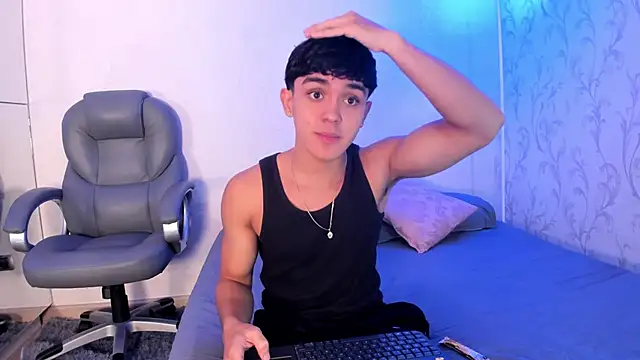 Snapshot of _TaylorBlack chatting on January 2026 11:37:02 AM TaylorBlack online show from January 2026 11:37:02 AM