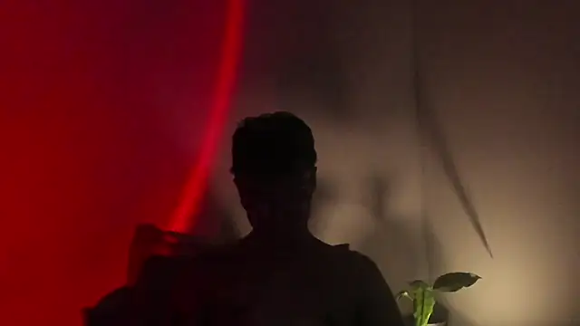 Snapshot of charlie_dicker chatting on March 2026 12:28:01 AM charlie dicker online show from March 2026 12:28:01 AM