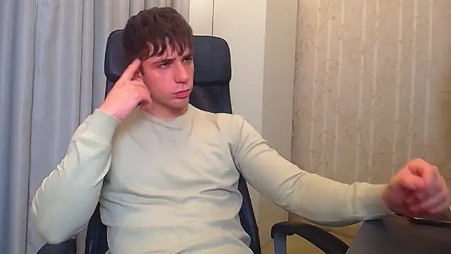 Snapshot of KellenWest chatting on December 2025 10:12:01 AM KellenWest online show from December 2025 10:12:01 AM