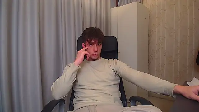 Snapshot of KellenWest chatting on January 2026 11:15:02 AM KellenWest online show from January 2026 11:15:02 AM