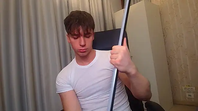 Snapshot of KellenWest chatting on February 2026 05:23:02 AM KellenWest online show from February 2026 05:23:02 AM