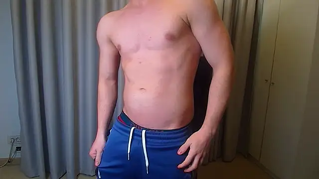 Snapshot of KellenWest chatting on February 2026 07:51:01 AM KellenWest online show from February 2026 07:51:01 AM