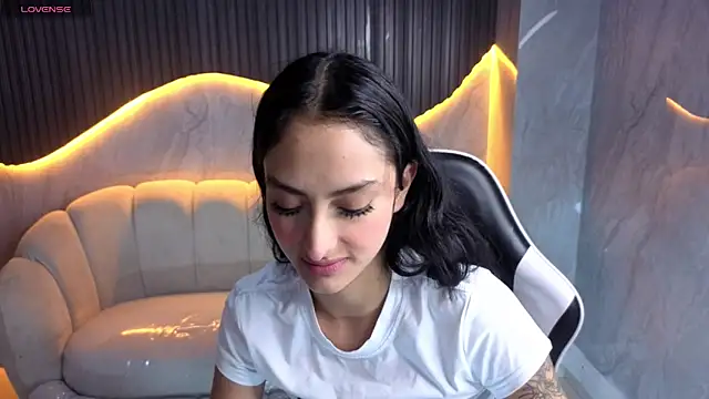 Tifany Tx online show from April 2026 12:36:01 PM
