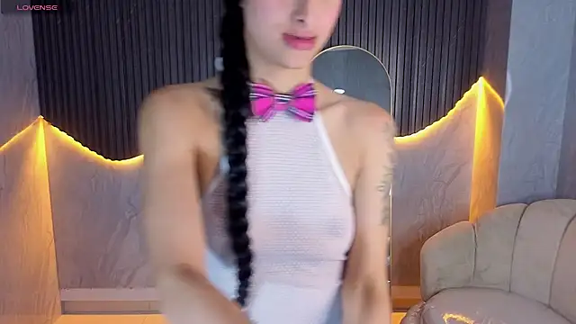 Tifany Tx online show from July 2026 08:05:01 PM