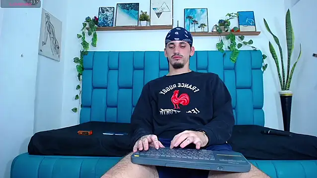 Snapshot of boy_Dirty_X chatting on December 2025 06:52:01 AM boy Dirty X online show from December 2025 06:52:01 AM