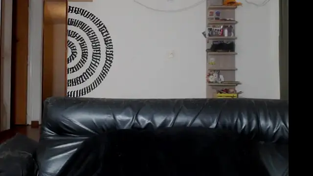 Snapshot of BeautyYoungblond chatting on February 2026 03:01:01 AM BeautyYoungblond online show from February 2026 03:01:01 AM