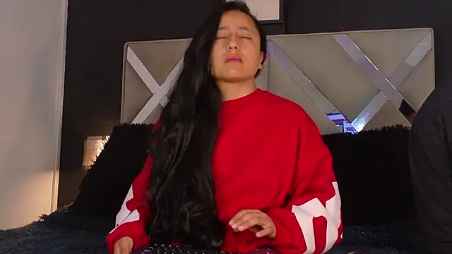 Ithan Skin online show from March 2026 12:01:02 PM