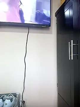 Snapshot of riquimona chatting on January 2026 10:37:01 PM riquimona online show from January 2026 10:37:01 PM