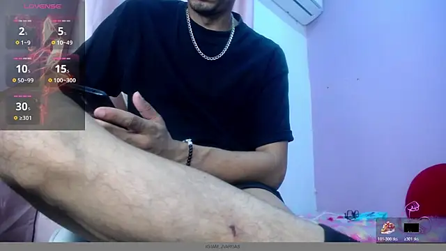 Snapshot of Ares_funn chatting on February 2026 01:10:01 PM Ares funn online show from February 2026 01:10:01 PM