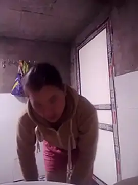 Snapshot of Belinda-686 chatting on February 2026 06:40:02 AM Belinda-686 online show from February 2026 06:40:02 AM