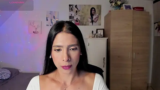 VEROSlen- online show from May 2026 03:33:02 AM
