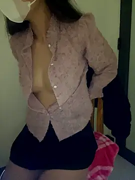 Snapshot of Sophia69-sweet chatting on January 2026 05:37:01 PM Sophia69-sweet online show from January 2026 05:37:01 PM