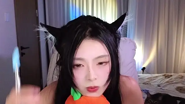 Snapshot of Koikoi___ chatting on February 2026 04:02:02 PM Koikoi online show from February 2026 04:02:02 PM