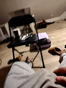 Snapshot of joaquinvaladez chatting on February 2026 06:51:01 AM joaquinvaladez online show from February 2026 06:51:01 AM