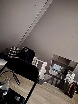 Snapshot of joaquinvaladez chatting on February 2026 06:57:02 AM joaquinvaladez online show from February 2026 06:57:02 AM