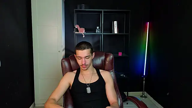 Snapshot of KaydenDrew chatting on February 2026 05:08:02 AM KaydenDrew online show from February 2026 05:08:02 AM