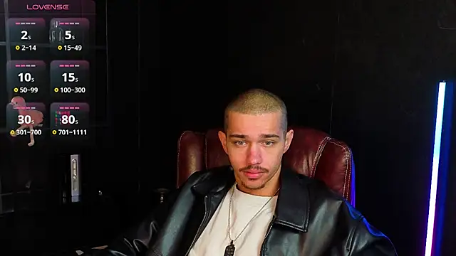 Snapshot of KaydenDrew chatting on February 2026 05:28:02 AM KaydenDrew online show from February 2026 05:28:02 AM