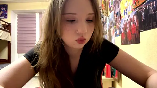 Snapshot of Princessofcashe chatting on February 2026 03:07:01 PM Princessofcashe online show from February 2026 03:07:01 PM