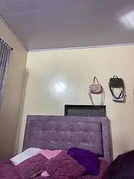 Snapshot of Candy_LS chatting on February 2026 08:40:02 PM Candy LS online show from February 2026 08:40:02 PM