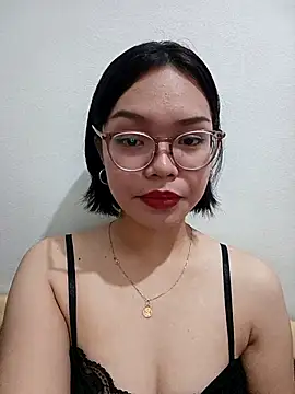 Snapshot of lwkfine chatting on December 2025 07:43:02 PM lwkfine online show from December 2025 07:43:02 PM