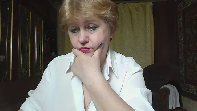 Casey peach online show from May 2026 06:37:01 PM