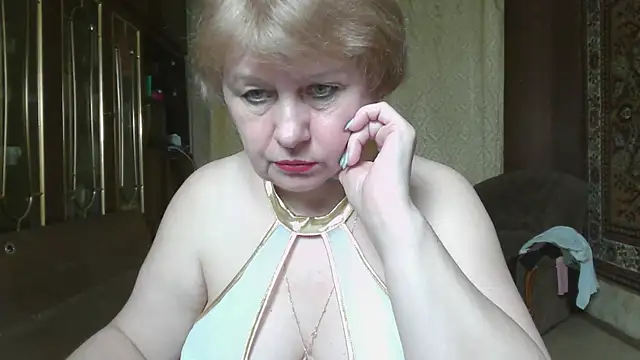 Casey peach online show from May 2026 05:10:01 PM
