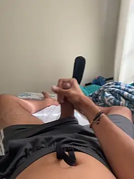 Snapshot of HotWhisper22 chatting on January 2026 01:57:02 PM HotWhisper22 online show from January 2026 01:57:02 PM