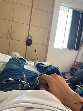 Snapshot of HotWhisper22 chatting on February 2026 12:00:01 PM HotWhisper22 online show from February 2026 12:00:01 PM