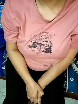 Sofia-111 online show from February 2026 05:07:02 PM