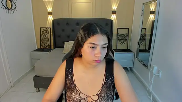 angelinemore online show from July 2026 07:27:02 PM