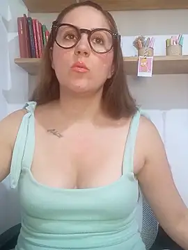 SofiEsteves online show from February 2026 04:33:01 PM