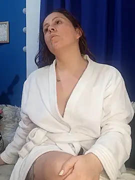 SofiEsteves online show from May 2026 06:57:01 PM