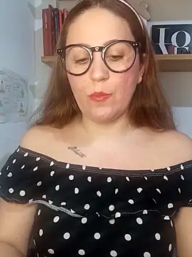 SofiEsteves online show from June 2026 01:56:01 PM
