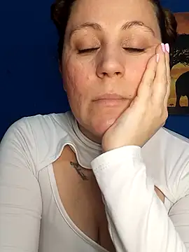 SofiEsteves online show from June 2026 05:52:01 PM