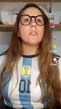 SofiEsteves online show from July 2026 04:02:02 PM