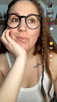 SofiEsteves online show from July 2026 01:32:02 PM