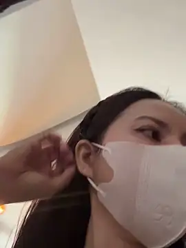 Snapshot of bi_biii chatting on February 2026 04:16:02 AM bi biii online show from February 2026 04:16:02 AM