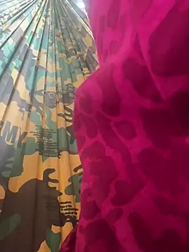 Snapshot of bi_biii chatting on February 2026 07:49:01 AM bi biii online show from February 2026 07:49:01 AM