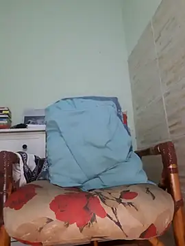 Erospentelhudo online show from May 2026 08:14:01 PM