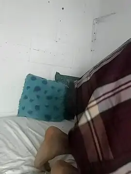 Snapshot of sk8-boy chatting on January 2026 08:03:01 PM sk8-boy online show from January 2026 08:03:01 PM