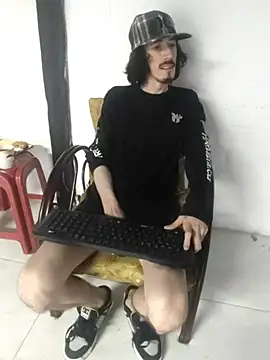 Snapshot of sk8-boy chatting on February 2026 12:49:01 PM sk8-boy online show from February 2026 12:49:01 PM