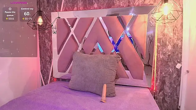 Snapshot of morgana_white chatting on January 2026 06:46:02 PM morgana white online show from January 2026 06:46:02 PM